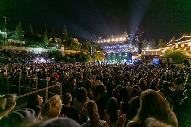 חוצות היוצר. סוכנות הצילום שמואל כהן