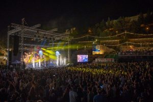 מדי ערב מופע מוזיקלי מרכזי בהשתתפות מיטב האמנים הישראלים, בשילובים ייחודיים לפסטיבל. צילום דור פזואלו