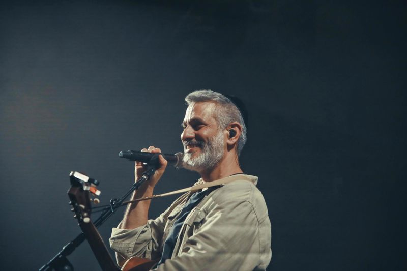 יום אחד - אביתר בנאי - צילום תמר חנן