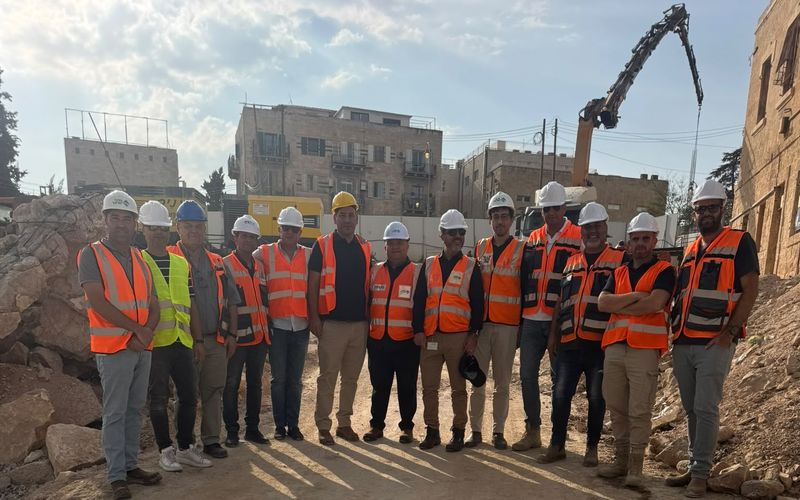 סיור העבודה המקצועי בשטח בהשתתפות  גדי מארק, סמנכ״ל הנדסה ופיתוח בחברת נתיבי ישראל, לצד נציגי חברות ותשתיות מובילות ונציגי ועדת תשתיות בארגון. 