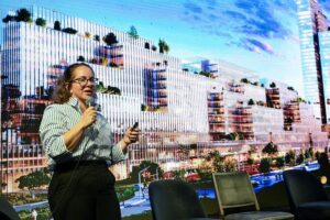 כרמית שדה שוכמן, מנהלת שיווק והתקשרויות בגב-ים קמפוס העברית: הקמפוס הוא פארק התעסוקה הראשון בישראל שהוקם פיזית בתוך אוניברסיטה".