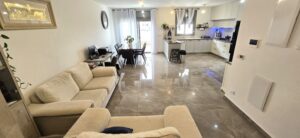 דירת 4 חדרים למכירה רחוב הברוש גבעת זאב