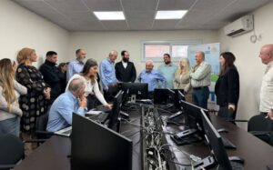 שר הבינוי והשיכון, חיים כץ: "ההגרלה ה-11 היא בשורה לאלפי משפחות וזוגות צעירים. לראשונה, במסגרת ההגרלה, כ-50% מיחידות הדיור הוקצו למשרתי מילואים פעילים, ומתוכן כמחצית ללוחמים, כביטוי להערכה ולהוקרה על הנתינה והשירות שלהם למדינת ישראל."