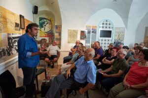 ג'קי לוי. מאאתיים. צילום יעל הרמן