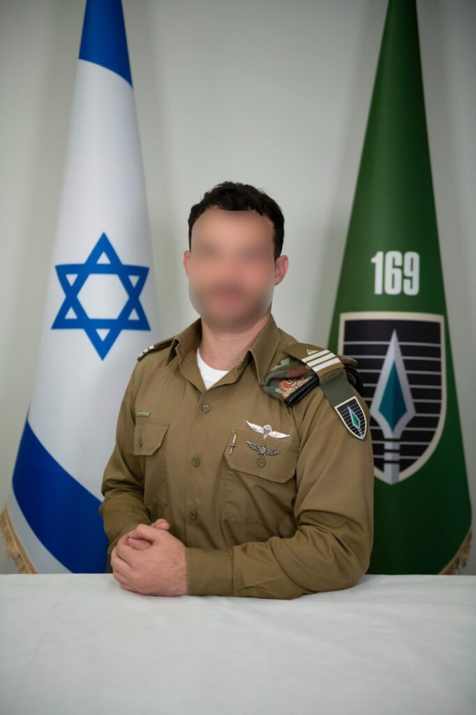 גאווה ירושלמית: צוער א' (22) מירושלים, מבוגרי המחזור הראשון וההיסטורי של תכנית 'ארז' בצה"ל.