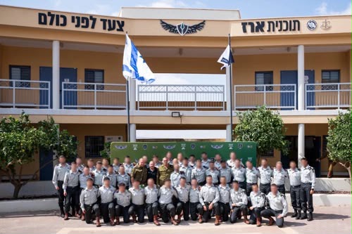בוגרי תכנית ארז. צילום דו"צ