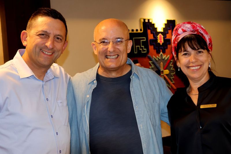 מימין - נעה פסטרנק - ברדוגו , גיל חובב ודורון ארנון