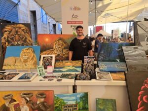 האמן הירושלמי דביר סטיבן דלויה, משרת מילואים ובעל המותג והעסק ART DVIR STEVEN DELOYA (D.S.DELOYA).